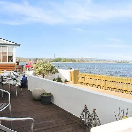 Tameka - 10m To The Fjord By Interhome *