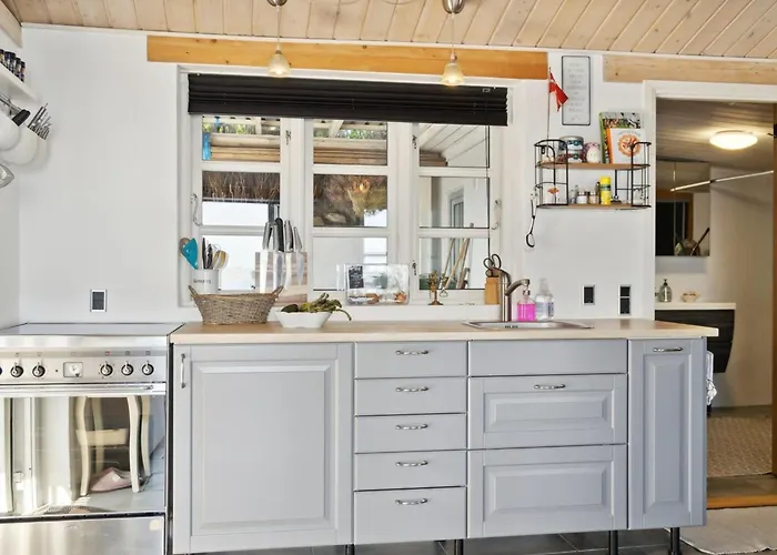 Tameka - 10m To The Fjord By Interhome *