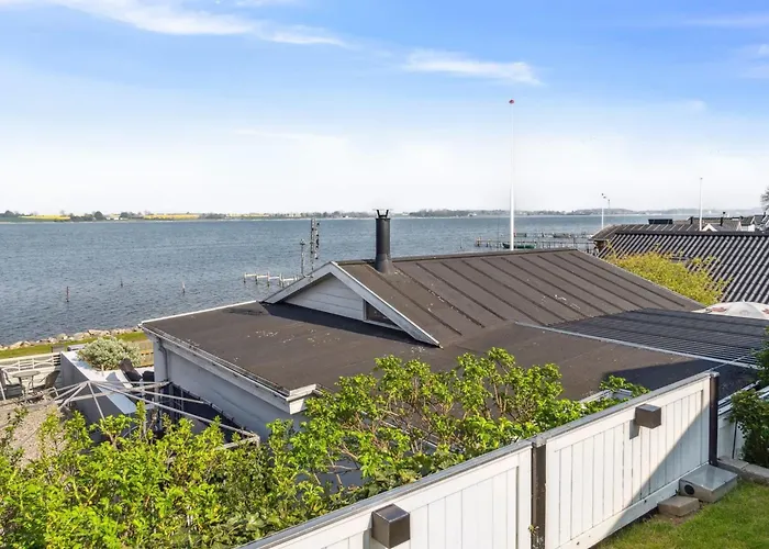 Hébergement de vacances Tameka - 10m To The Fjord By Interhome Munkebo