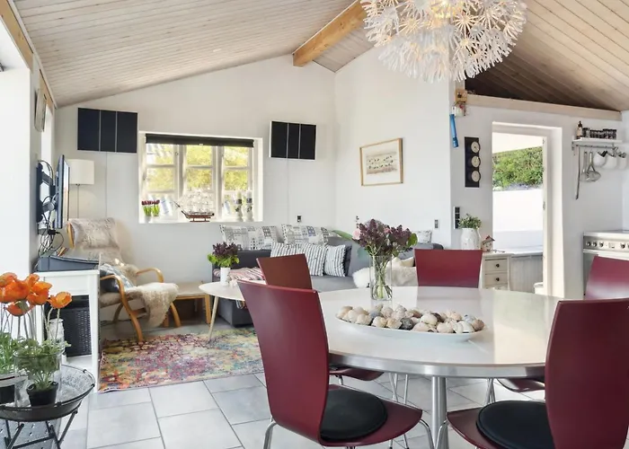 Tameka - 10m To The Fjord By Interhome Hébergement de vacances *